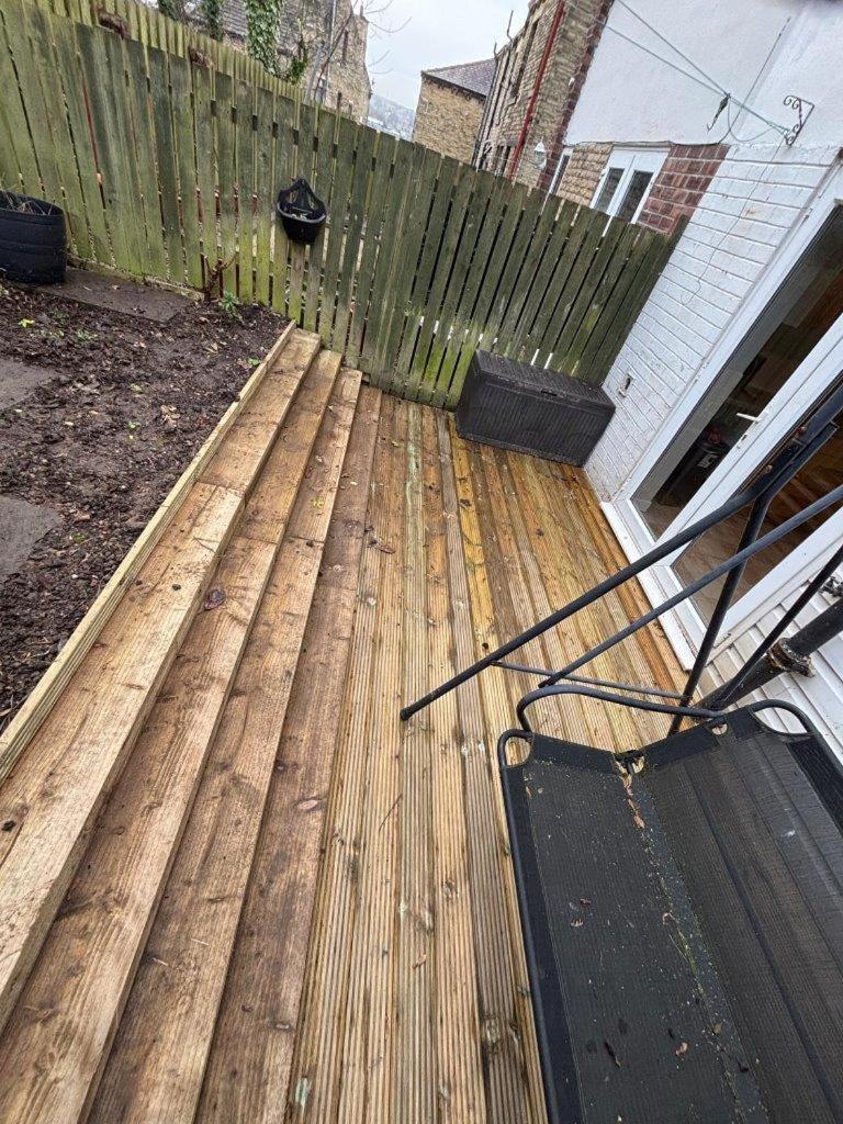 Cosy Brighouse 3 Bed House-Great For Contractors Apartamento Exterior foto